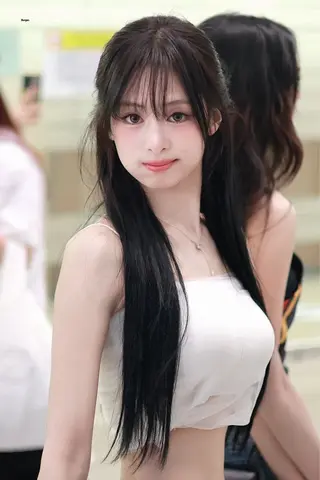 ロング ラベンダー💜 グレージュ🩶のヘアスタイル