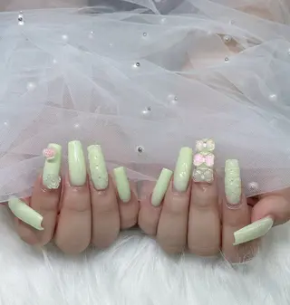 ネイル Mimi Nail_Royalのネイルデザイン