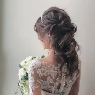 ロング ヘアアレンジ 新越谷HATTORI 似合わせカットカラーのヘアスタイル