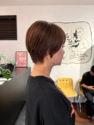 ショート 西野 優夏のヘアスタイル