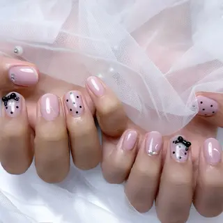 ネイル Akiho🍒 堺筋本町/心斎橋のネイルデザイン