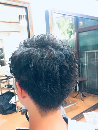 ショート カラー パーマ ヘアアレンジ メンズ men's特化　石井 貴章のヘアスタイル