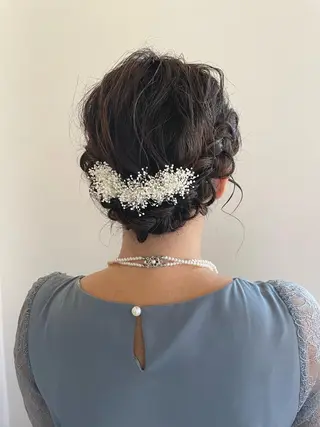 セミロング ヘアアレンジ かめやま ゆりのヘアスタイル