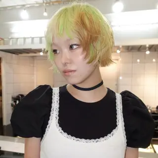 ショート カラー ヘアアレンジ MIYU/ケアブリ ーチカラー／デザインのヘアスタイル