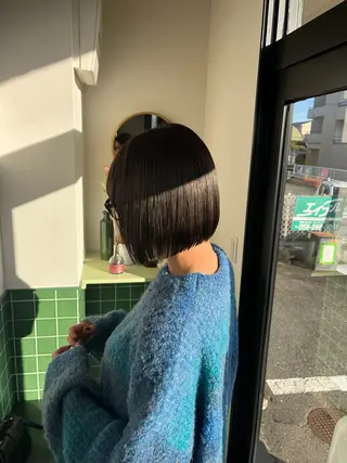 ショート カラー 本木下朋花/髪質 改善×ダブルカラーのヘアスタイル