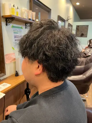 メンズ PINOT梅田 MOKAのヘアスタイル