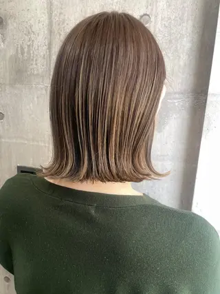 セミロング BUCKS【天王寺】 バックス【駅30秒】のヘアスタイル