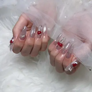 ネイル PEEKABOO 旧:momo京橋のネイルデザイン