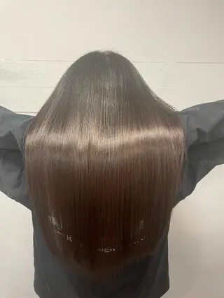 ロング 髪質改善✨ 勝原大智のヘアスタイル