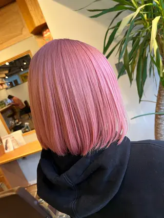 ミディアム 瀬川 響音のヘアスタイル