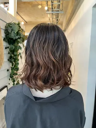 ミディアム パーマ ダブルカラー メンズパーマ大成のヘアスタイル