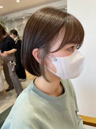 ショート カラー 比嘉 千咲のヘアスタイル
