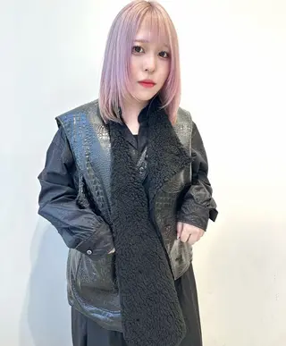 ミディアム カラー ✨艶ブリーチカラー ✨四ノ宮裕己のヘアスタイル