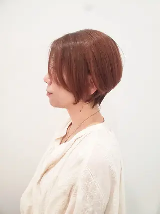 ショート カラー 齋藤 愛美のヘアスタイル