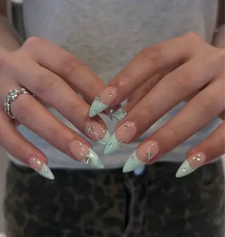 ネイル NiJi Nailsのネイルデザイン