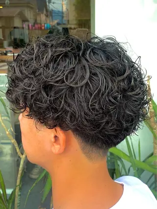 ミディアム パーマ メンズ 谷口 悠生のヘアスタイル