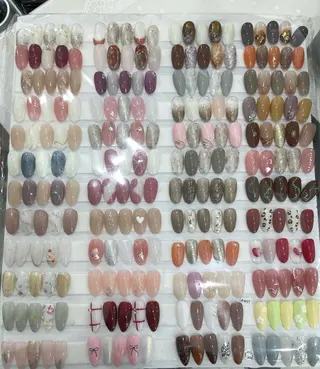 ネイル AURA NAIL 🌟鶴見店のネイルデザイン