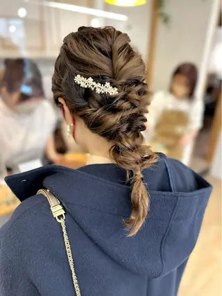 ミディアム カラー パーマ ヘアアレンジ メンズ キッズ ネイル マツエク・マツパ アイブロウ 似合せレイヤー/ 柔らか透明感カラーのヘアスタイル