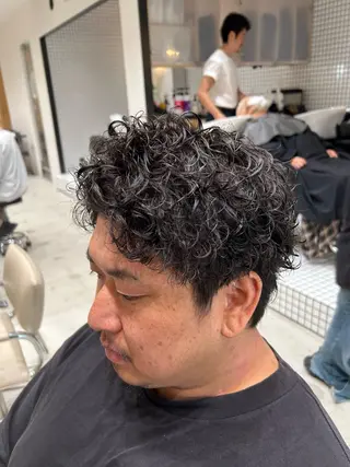 パーマ メンズ 🐲ツイスパ🐲 フェード/龍のヘアスタイル
