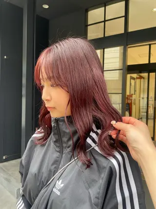 ミディアム BELLA ナナカのヘアスタイル