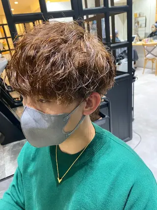 パーマ メンズ 似合う髪型見つけます AYAKAのヘアスタイル