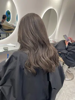 ロング カラー 🩵ツヤツヤ透明感 カラーMIYU🩵のヘアスタイル