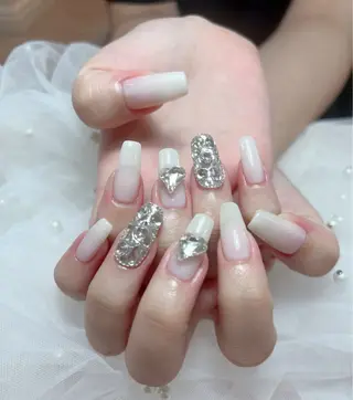 ネイル Bél Nail salonのネイルデザイン