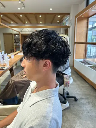 ショート パーマ メンズ 佐藤 悠生 メンズパーマ.カットのヘアスタイル