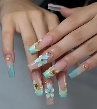 ネイル Julie Nail Hinのネイルデザイン