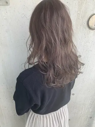 ロング 柔らかな縮毛矯正 透明感カラー💫のヘアスタイル