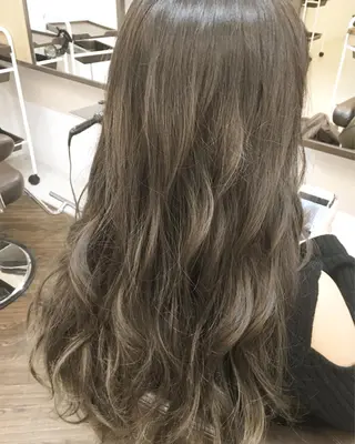 ロング YOFAhair芦屋 峰★カラーリストのヘアスタイル