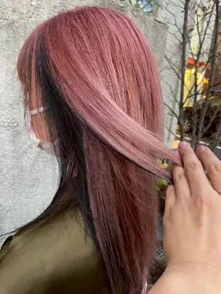 カラー ロング 古橋 瑞希のヘアスタイル