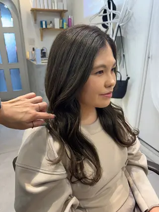 ロング カラー 似合う髪型見つけます AYAKAのヘアスタイル