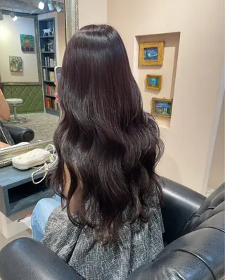 カラー yui🩶 Lita  4Fのヘアスタイル
