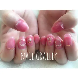 ネイル Grailey nail salonのネイルデザイン