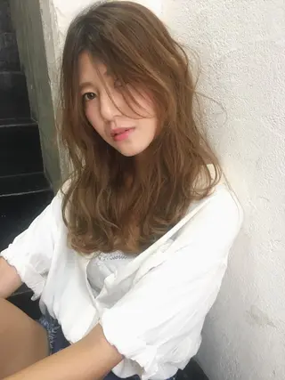 カラー 吉川 ミチオ 【SHIKIO】のヘアスタイル