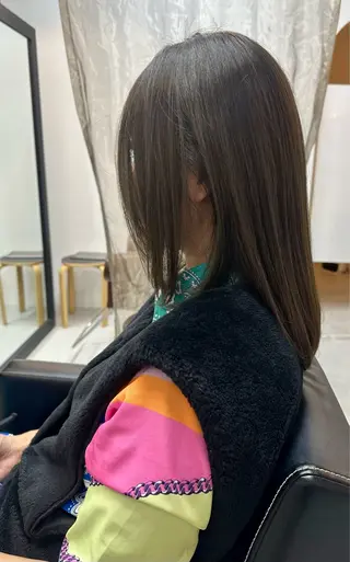 セミロング カラー Kiruca 加藤のエステ・リラクイメージ