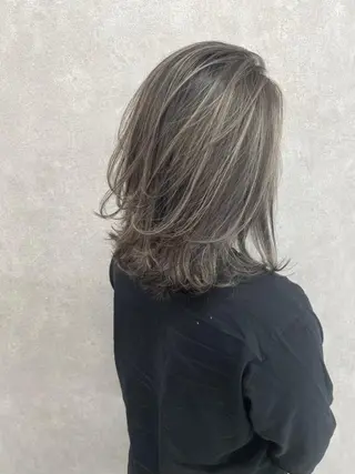 ミディアム カラー パーマ ヘアアレンジ マツエク・マツパ アイブロウ カラー特化サロン大阪 ルービック江坂/新城のヘアスタイル