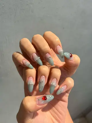 ネイル emunail あやかのネイルデザイン