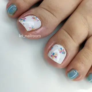 ネイル lei🌼 nailroomのネイルデザイン