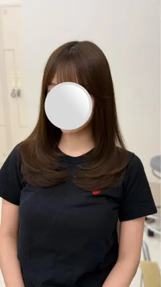 ミディアム 無料募集/ミディアム レイヤー日向のヘアスタイル