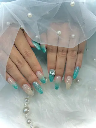 ネイル Angel tailのネイルデザイン