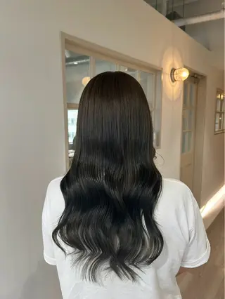 ロング 佐藤斗和／仙台／艶カ ラー／透明感カラー✨のヘアスタイル