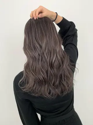 セミロング 山田 絵里菜のヘアスタイル
