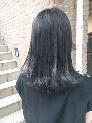 セミロング カラー 北條 優輝のヘアスタイル
