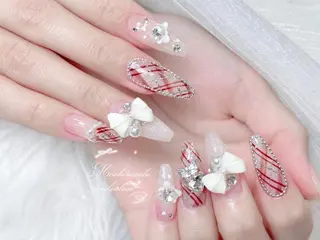 ネイル 🎀Reina🎀 長さ出し新宿のネイルデザイン