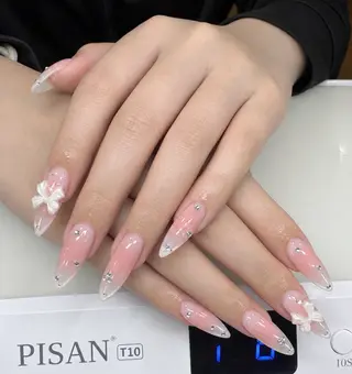 ネイル MIKA RUBY NAIL SLONのネイルデザイン