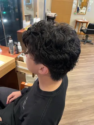 パーマ メンズ 茨木 和泉のヘアスタイル