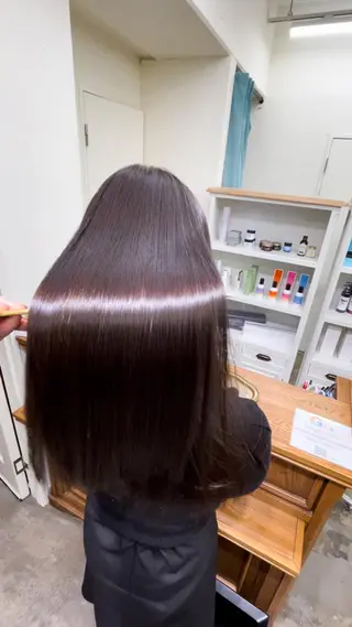 ロング カラー 水田吉亮/髪質改善/ 縮毛矯正/レイヤーのヘアスタイル