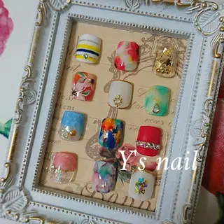 ネイル YUMI NAGAI のネイルデザイン